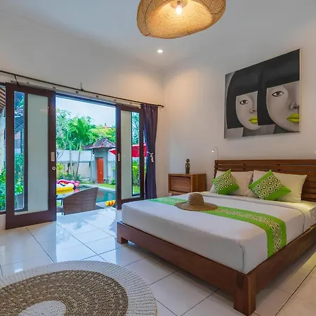 Taman Pangeran Villa In Seminyak, 2Br Large Pool, Prime Location !