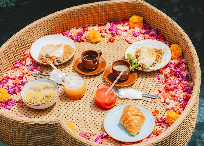 Taman Pangeran In Seminyak, 2br Large Pool, Tropical Garden In A Prime Location ! Вилла Семиньяк