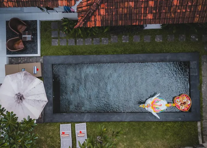 Taman Pangeran In Seminyak, 2br Large Pool, Tropical Garden In A Prime Location ! Villa *