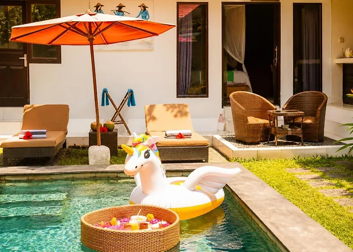 Taman Pangeran In Seminyak, 2br Large Pool, Tropical Garden In A Prime Location ! Villa