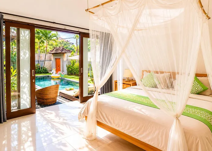 Taman Pangeran In Seminyak, 2br Large Pool, Tropical Garden In A Prime Location ! Villa Seminyak